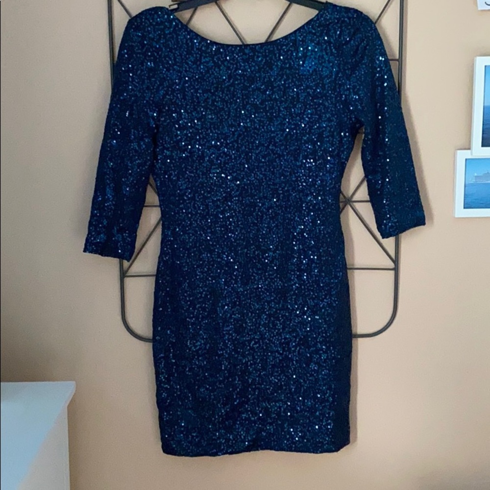Blue sequins dress